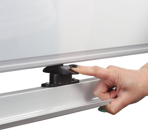 Доска магнитно-маркерная на стенде BRAUBERG Premium 100х150 см, двухсторонняя в Самаре - изображение 6